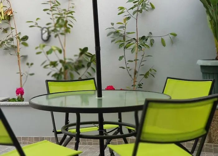 A Francos Metro Oporto