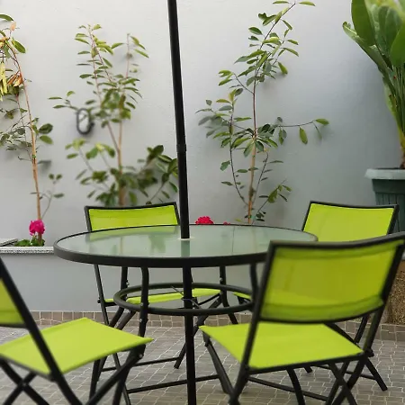 A Francos Metro بورتو