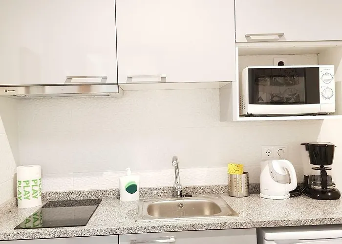 A Francos Metro Apartment *